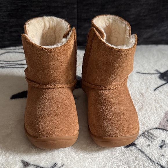 Toddlers UGG Keelan ll - Picture 1 of 3
